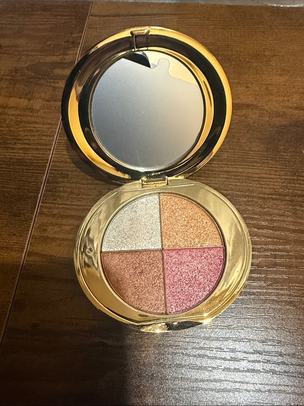 Luminous 4-Shade Shimmer Highlighter Palette - Pink & Gold